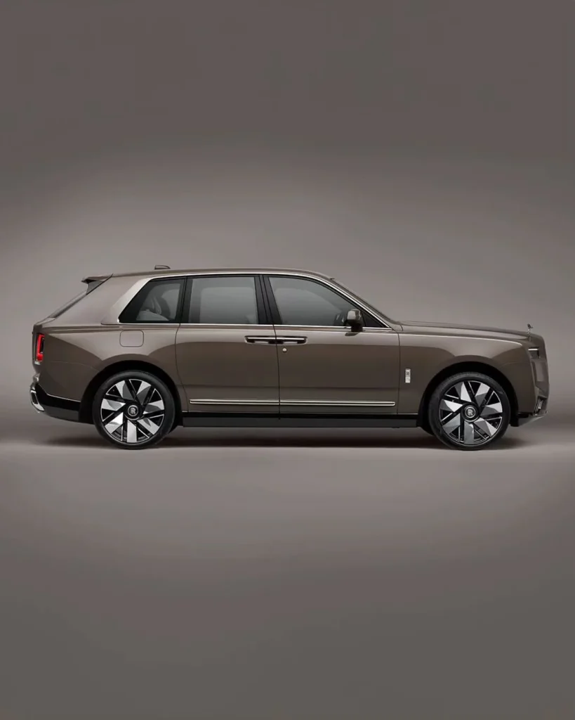 Complete Rolls-Royce Cullinan Price in India Analysis: Worth the Premium